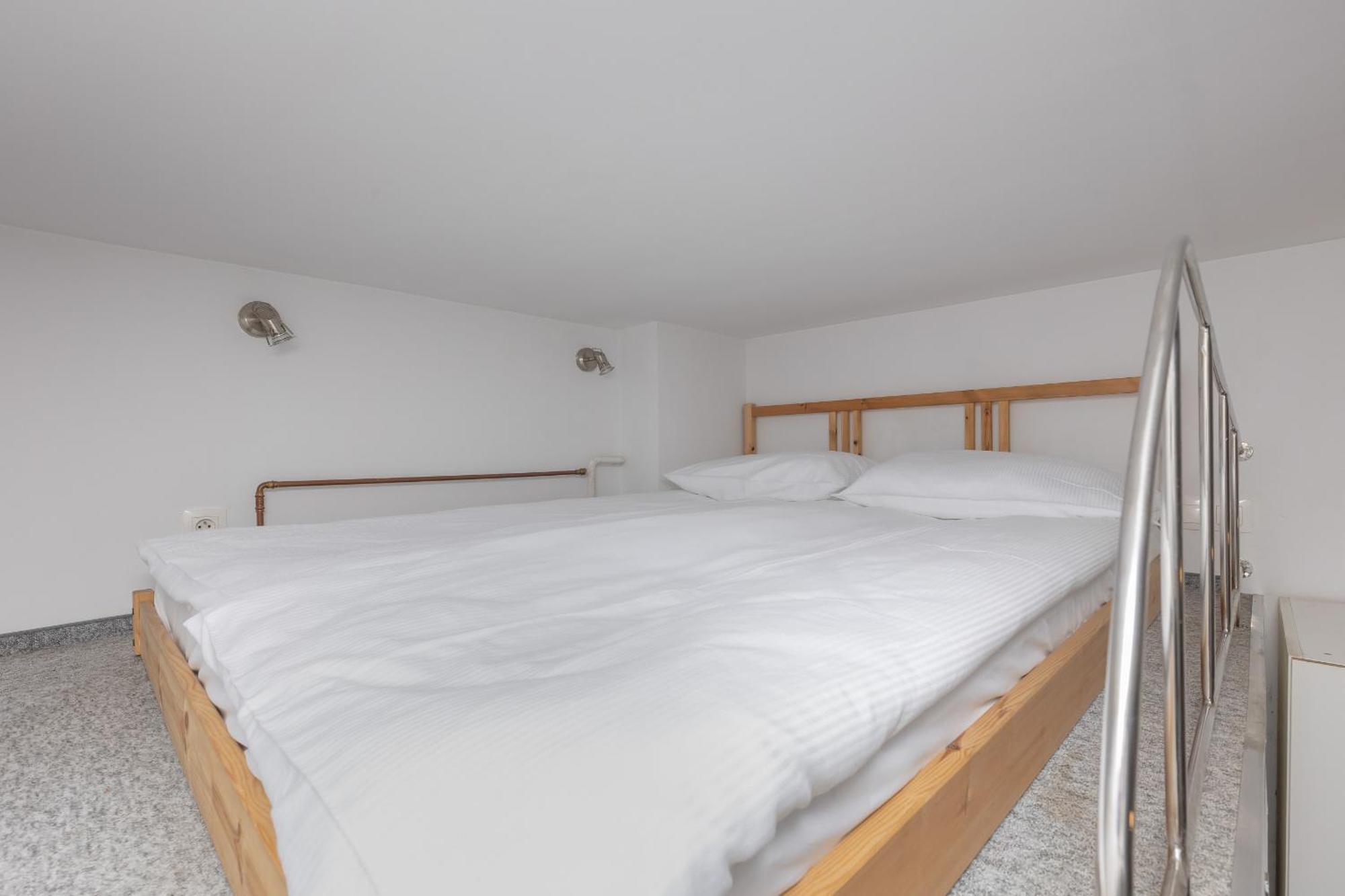 Cozy Studio For 3 Guests Near Centrum Praskie Koneser By Noclegi Renters Warsaw Exterior photo